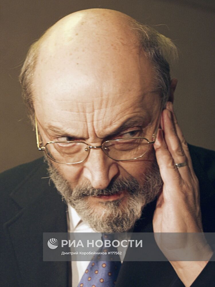 КОЗАКОВ АКТЕР РЕЖИССЕР