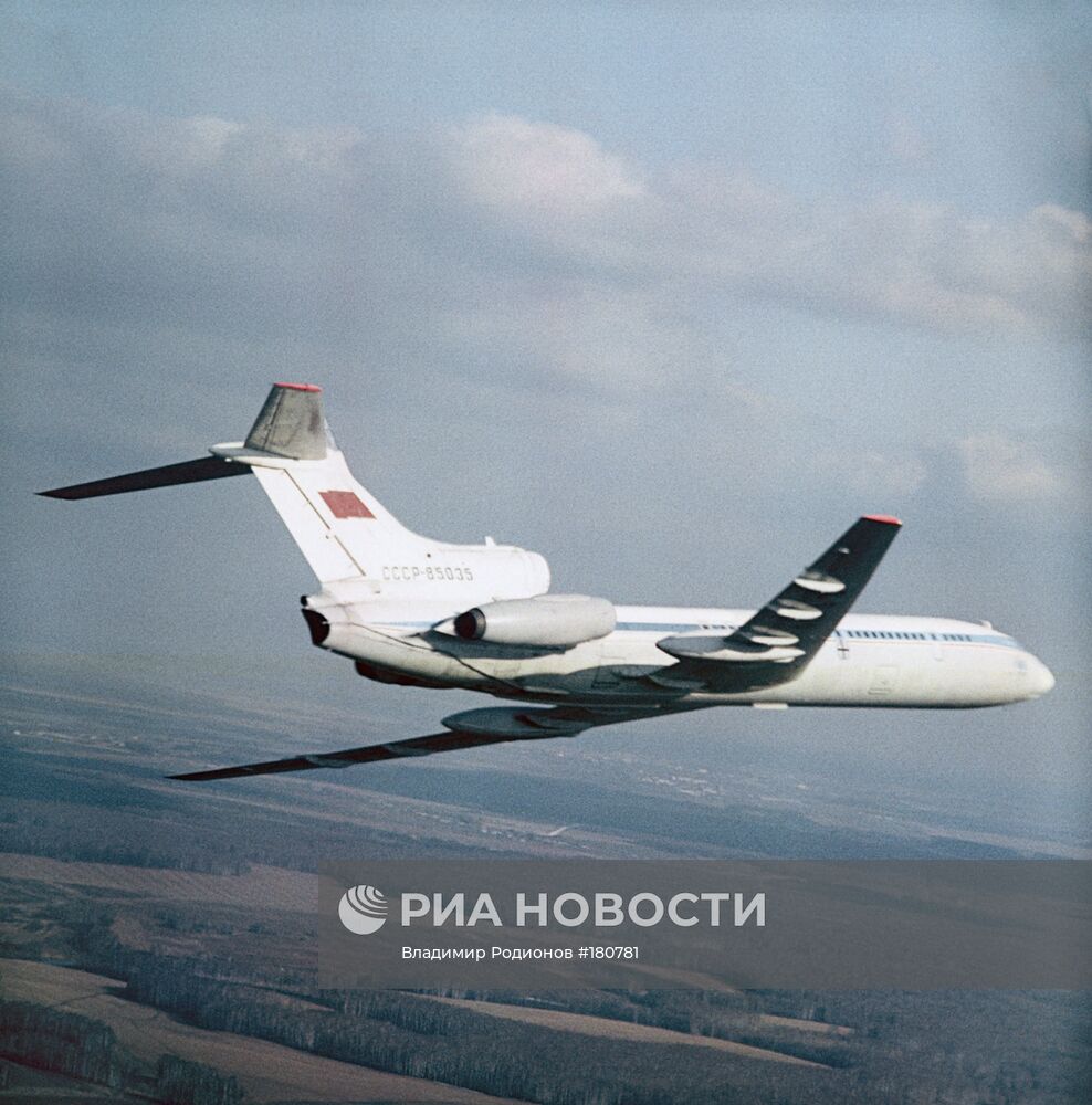 Ту-155