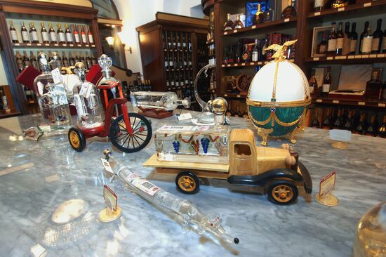 В ГУМе открывается Гастроном №1