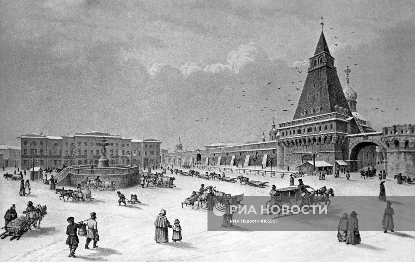 Лубянская площадь в Москве