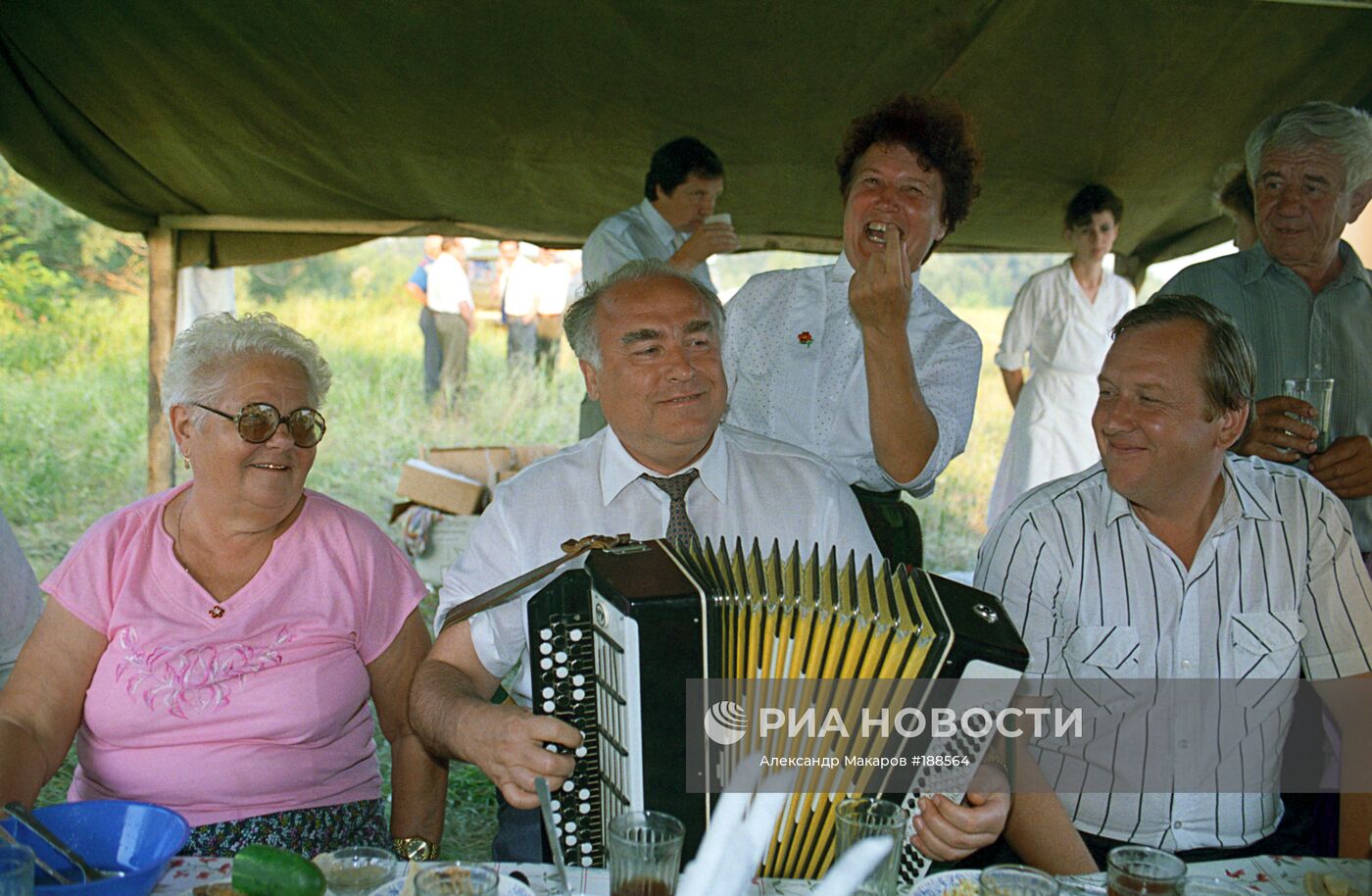 ЧЕРНОМЫРДИН ОТДЫХ