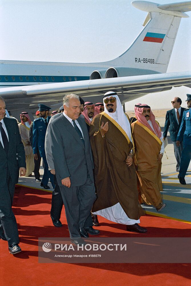 ЧЕРНОМЫРДИН ВИЗИТ САУДОВСКАЯ АРАВИЯ 