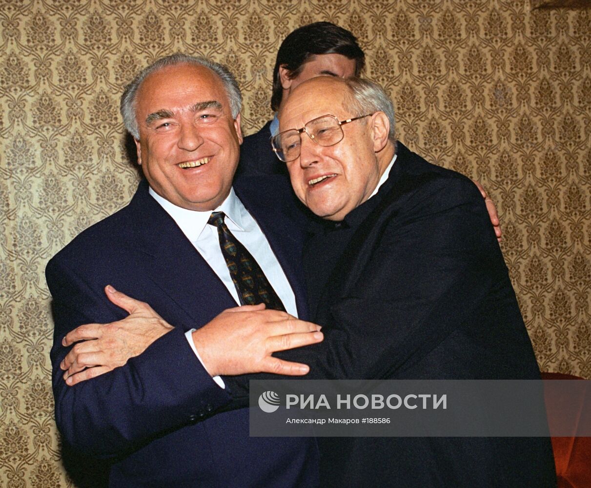 ЧЕРНОМЫРДИН РОСТРОПОВИЧ КОНЦЕРТ ОРЕНБУРГ