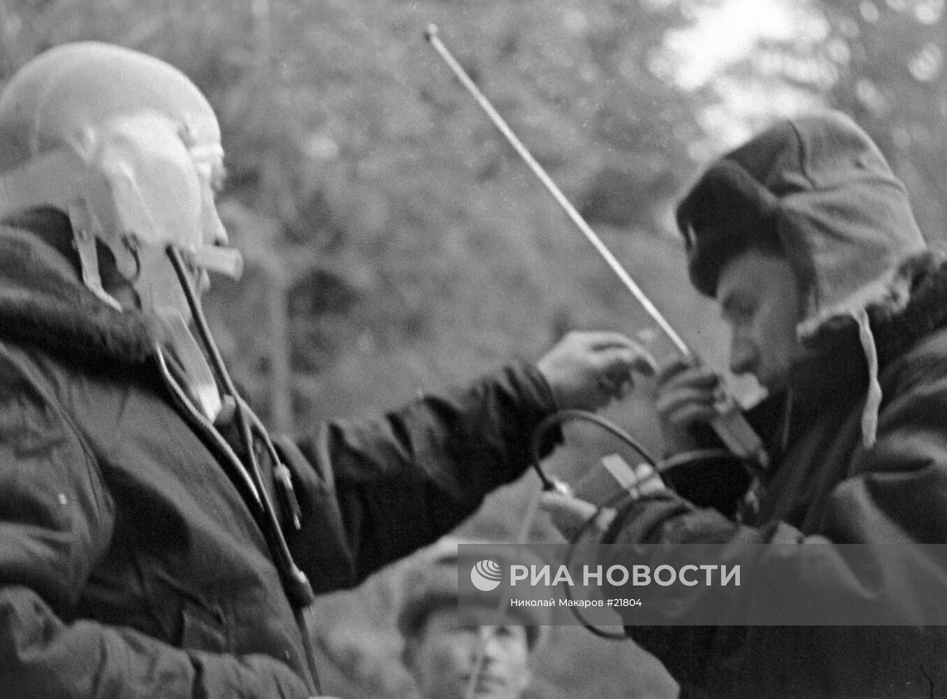 БЕЛЯЕВ ЛЕОНОВ СВЯЗЬ "ВОСХОД-2"