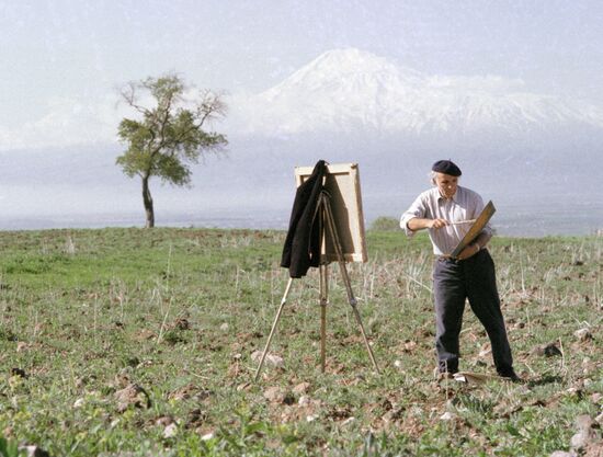 ОГАНЕС ЗАРДАРЯН ХУДОЖНИК АРМЕНИЯ