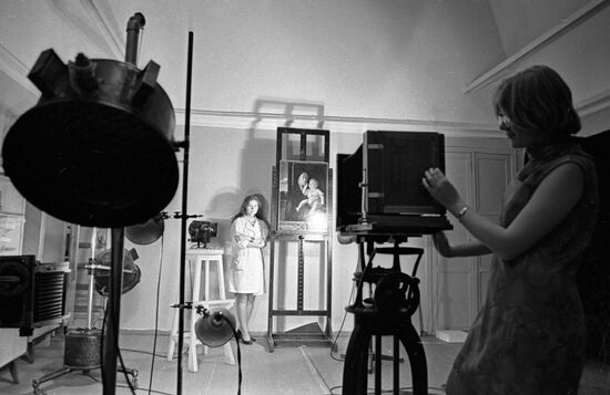 ЛАБОРАТОРИЯ ФИЗИКИ ЭРМИТАЖ