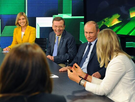 В.Путин посетил телеканал Russia Today