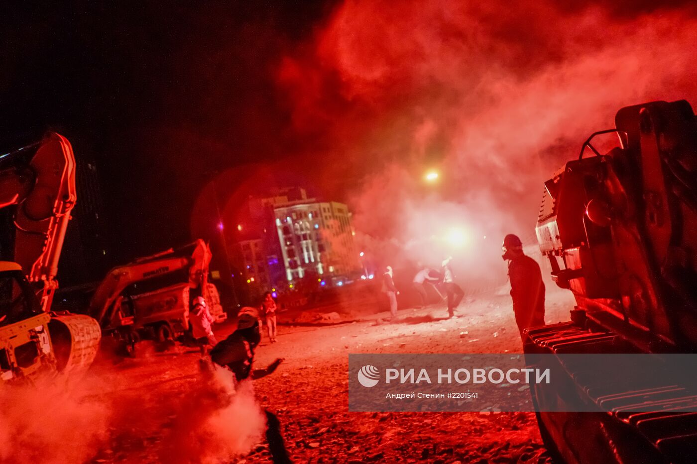 Столкновения протестующих и полиции в Турции