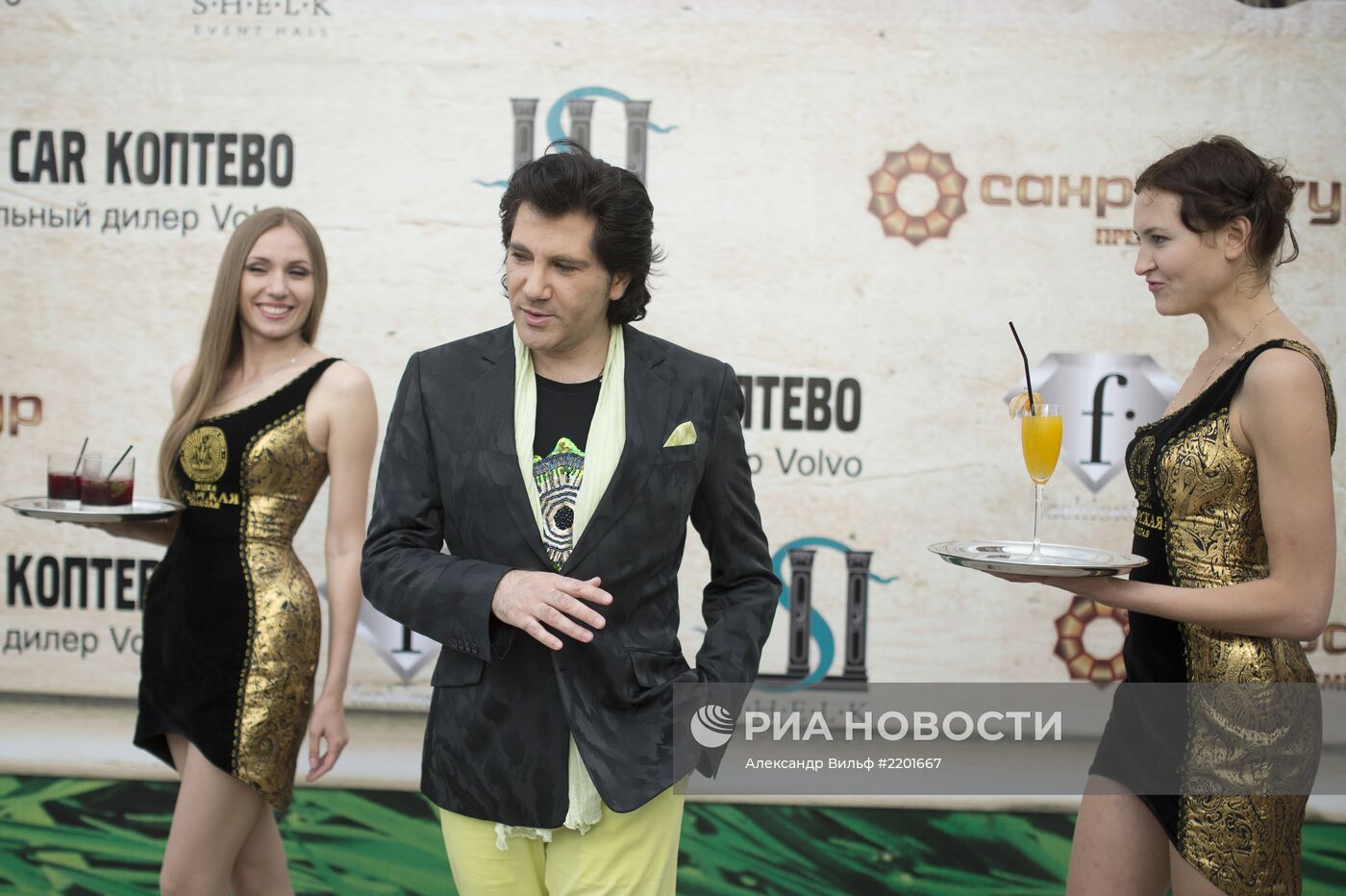 Шестая ежегодная премия "Золотой Олимп 2013"