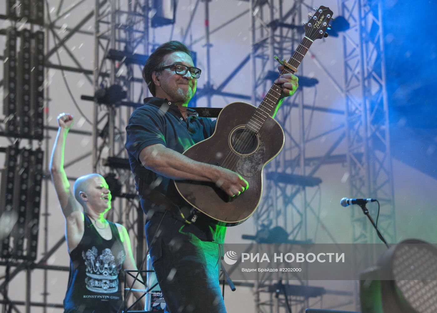 Концерт Земфиры и ДДТ в Уфе