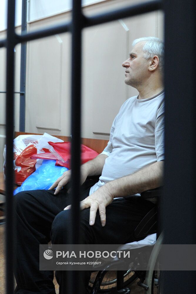 Арестованный мэр Махачкалы Саид Амиров в здании Басманного суда