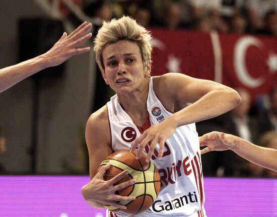 Баскетбол. Чемпионат Европы. Женщины. Турция – Черногория
