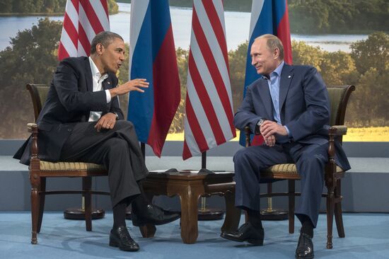 В.Путин встретился с Б.Обамой в рамках саммита G8
