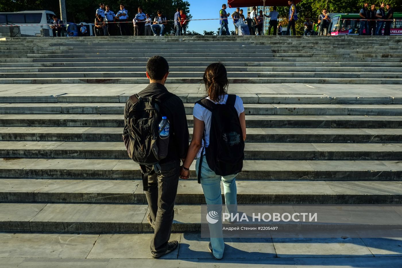 "Молчаливая" акция протеста в Стамбуле