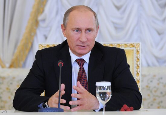 В.Путин на встрече с экспертами РФПИ