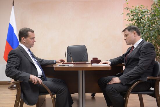 Д.Медведев встретился с В.Груздевым