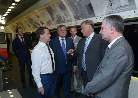 Д.Медведев посетил Центр научно-технического развития ОАО "РЖД"