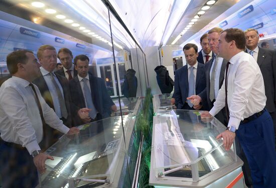 Д.Медведев посетил Центр научно-технического развития ОАО "РЖД"