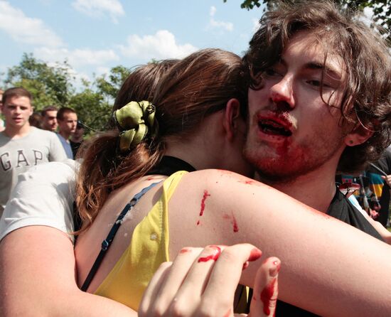 Митинг ЛГБТ-сообщества на Марсовом поле в Санкт-Петербурге