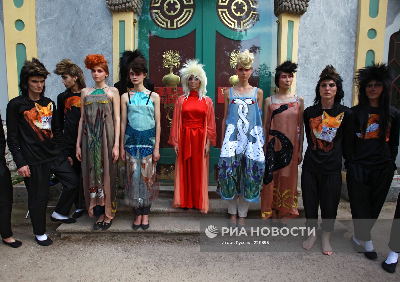 Театрализованное шоу "Посольские дары: страны и стили"