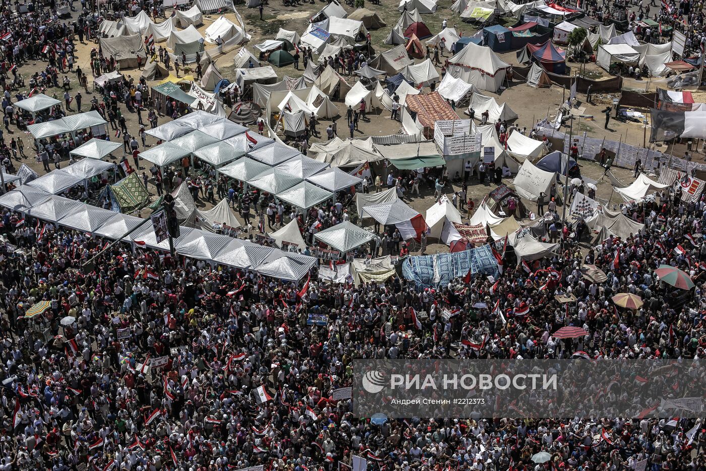 Митинги сторонников и противников президента М.Мурси в Каире