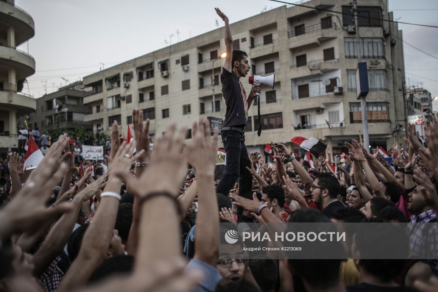 Массовые акции протеста в Каире