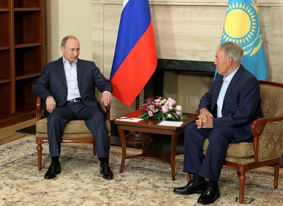 Визит В.Путина в Казахстан