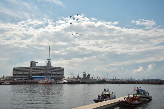 Закрытие Международного военно-морского салона в Санкт-Петербург
