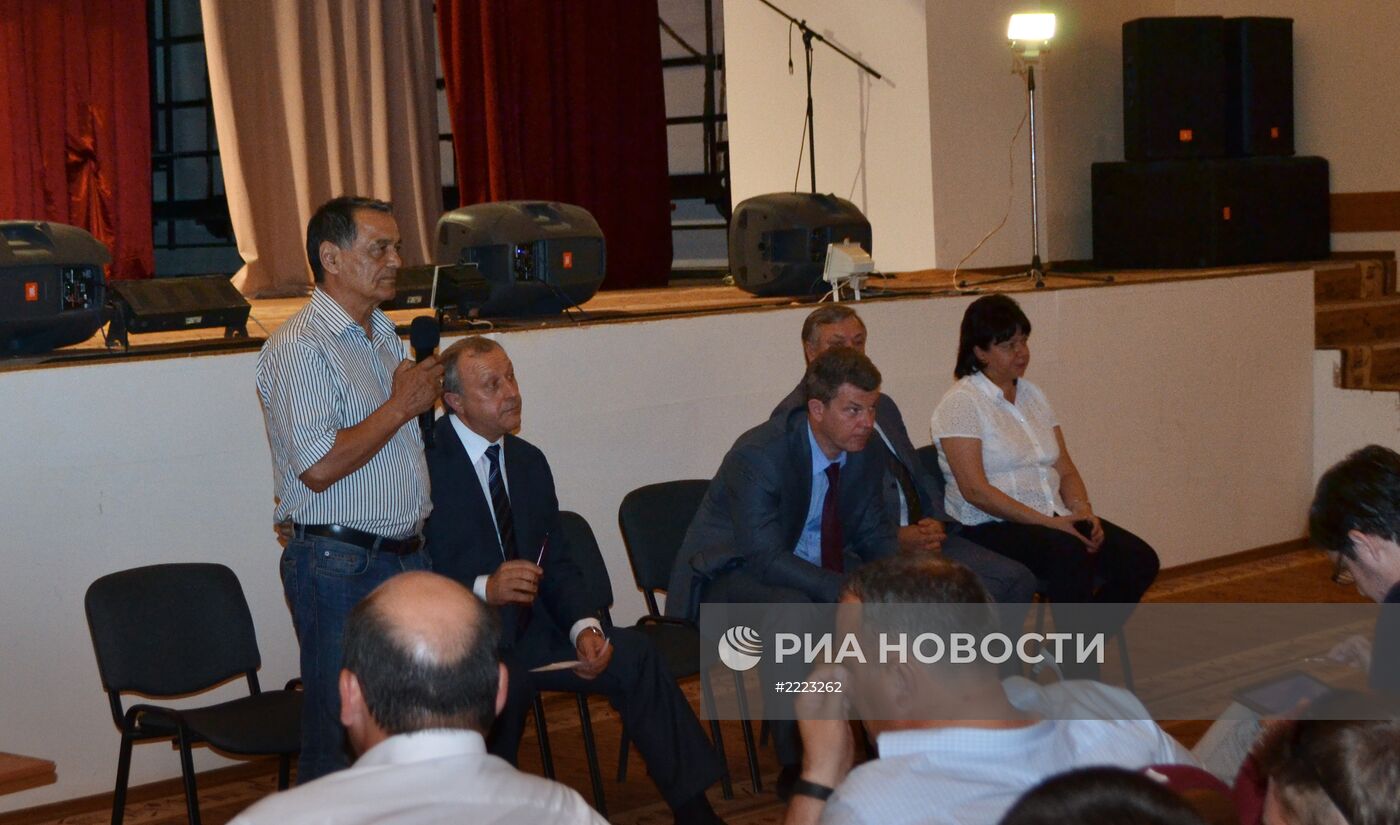 Встреча жителей г.Пугачева с губернатором Саратовской области