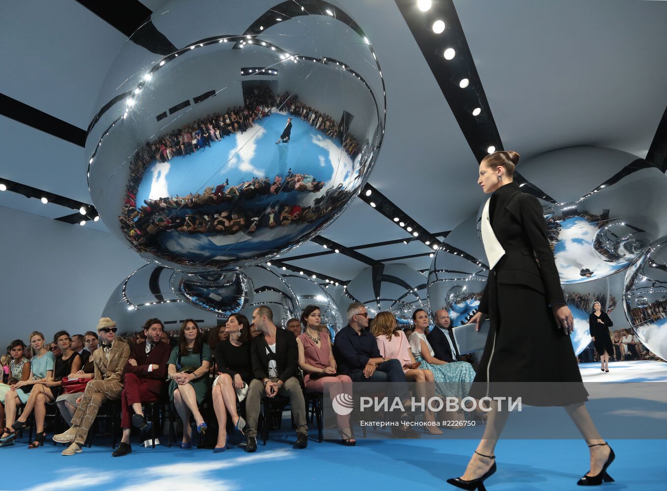 Показ модного дома Dior на Красной площади