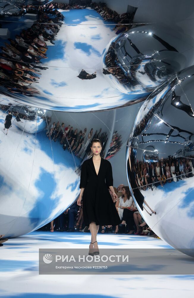 Показ модного дома Dior на Красной площади