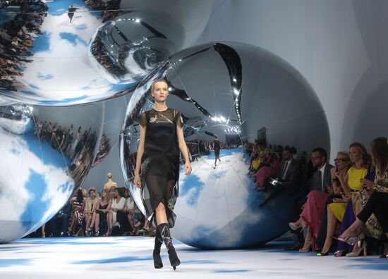 Показ модного дома Dior на Красной площади