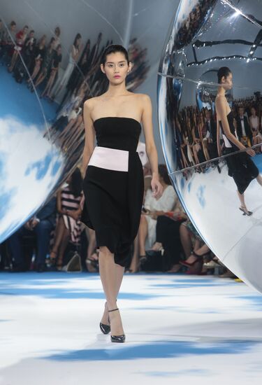 Показ модного дома Dior на Красной площади