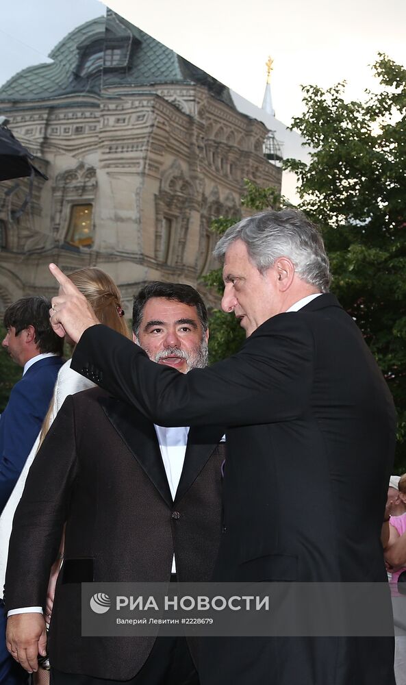 Показ модного дома Dior на Красной площади