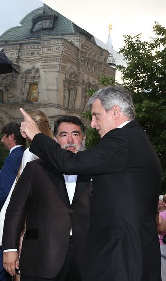 Показ модного дома Dior на Красной площади