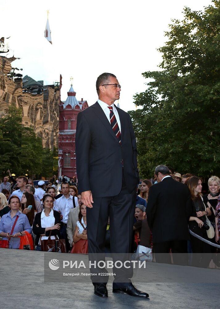 Показ модного дома Dior на Красной площади