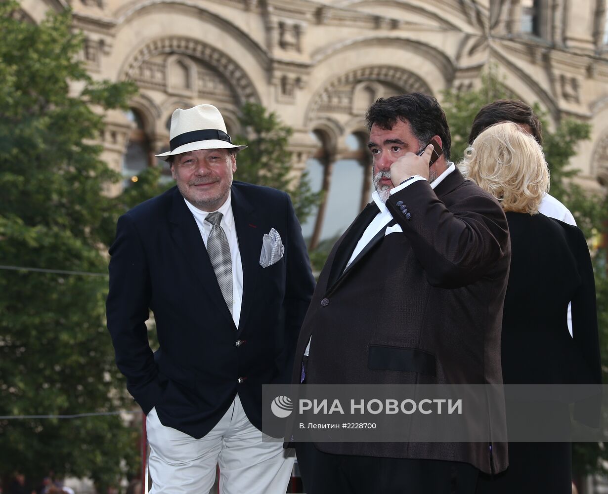 Показ модного дома Dior на Красной площади