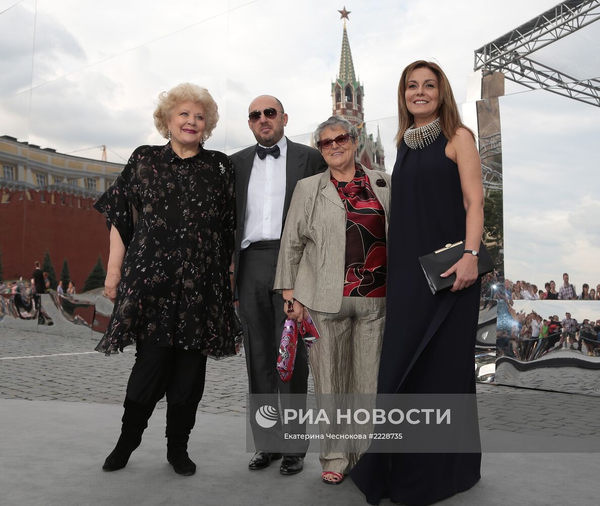 Показ модного дома Dior на Красной площади