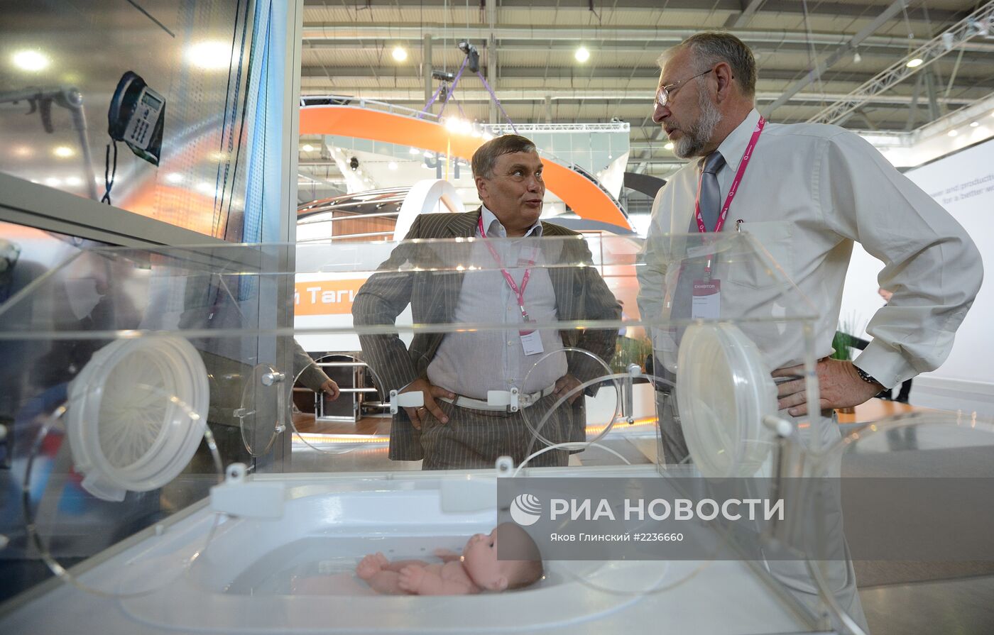 Выставка и форум промышленности и инноваций Иннопром-2013