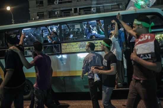 Марш сторонников М.Мурси к президентскому дворцу в Каире