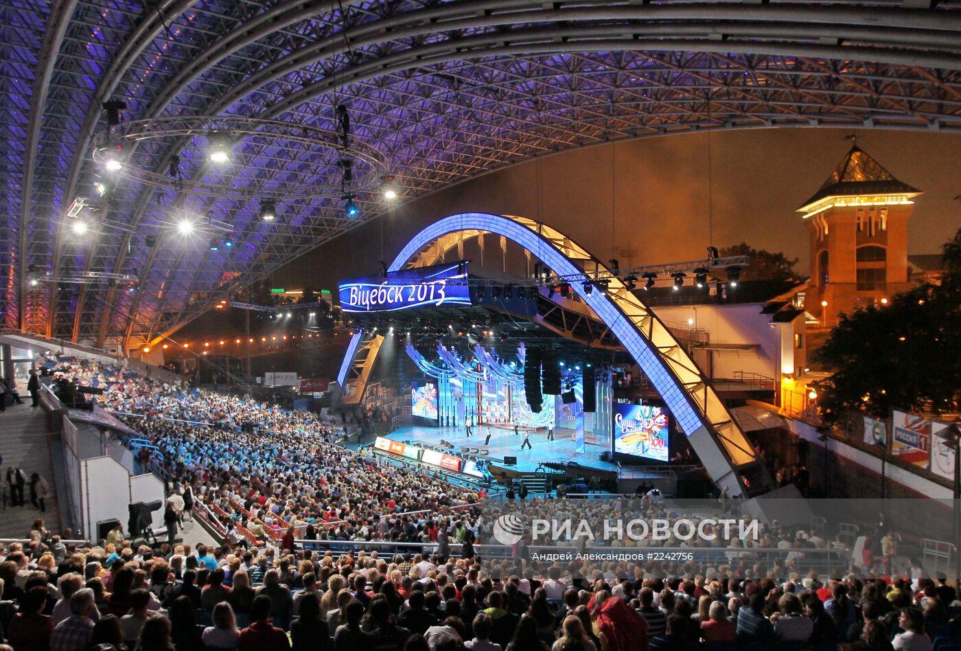 Первый день Международного эстрадного конкурса "Витебск-2013"