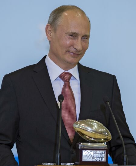 В.Путин встретился с призерами XXVII универсиады в Казани