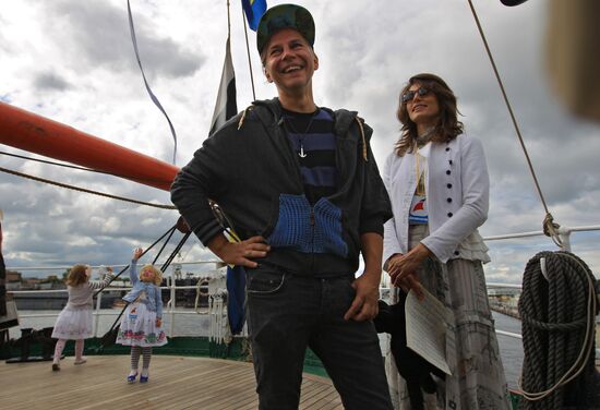 Прибытие парусника "Седов" в Санкт-Петербург