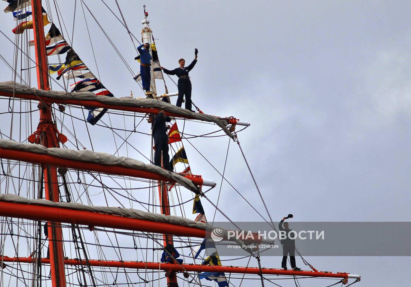 Прибытие парусника "Седов" в Санкт-Петербург
