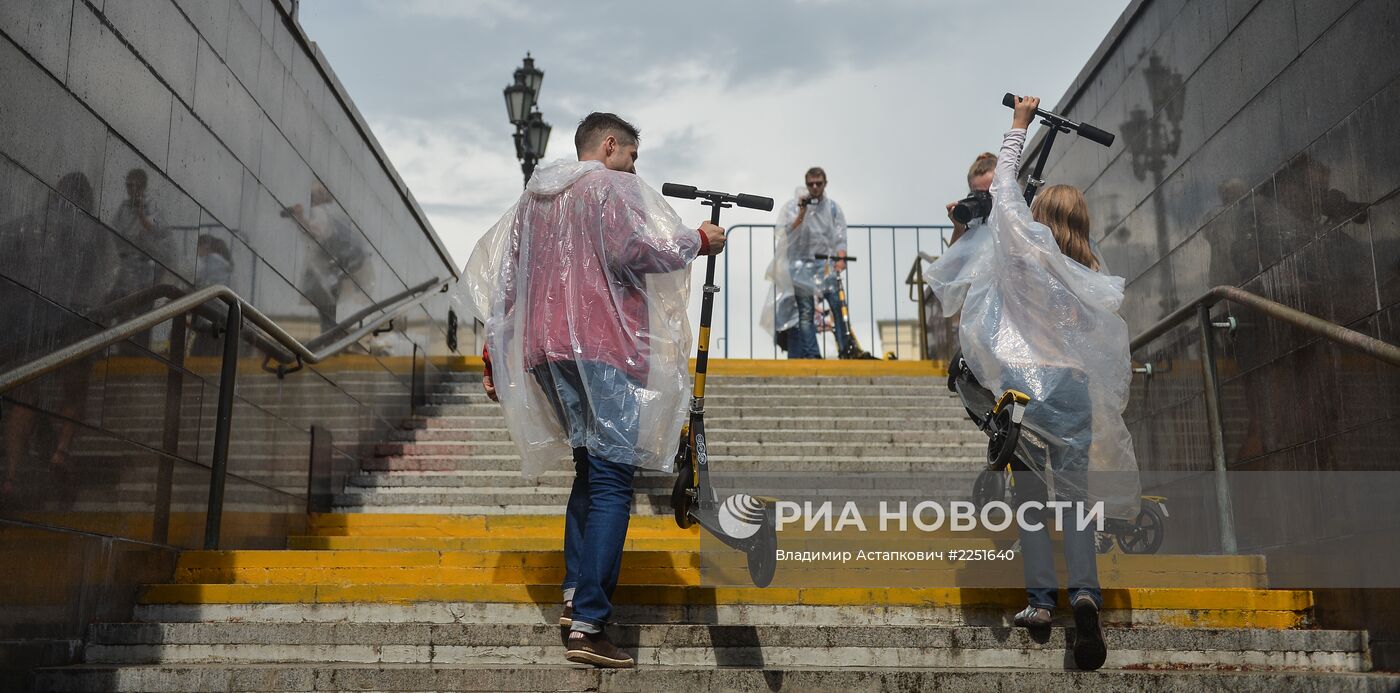 Самокатные маршруты появились в историческом центре Москвы