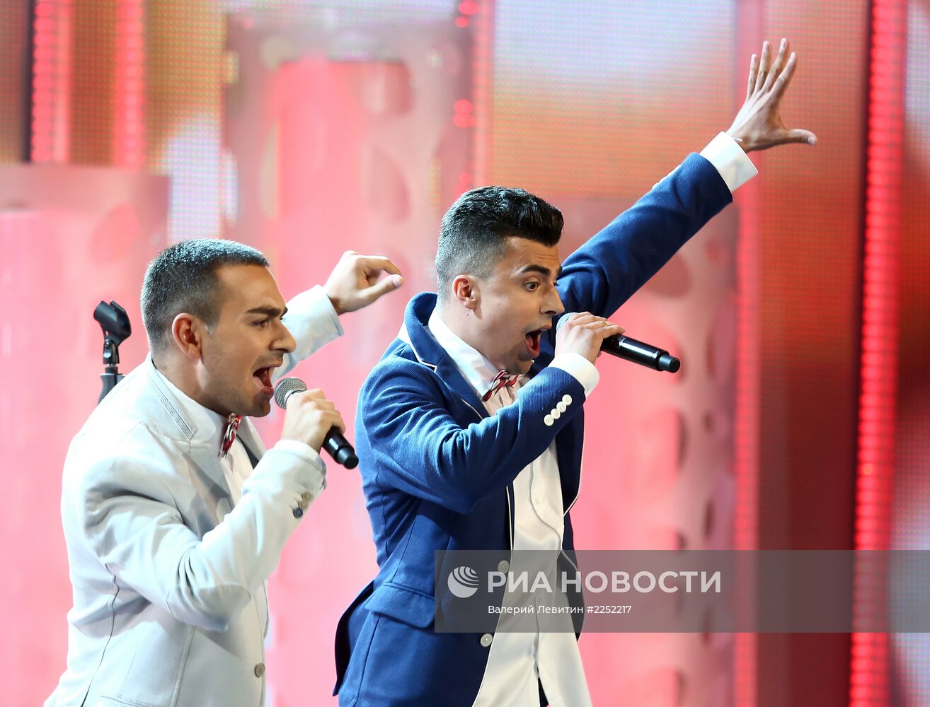 Первый конкурсный день "Новая волна-2013"