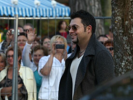 Первый конкурсный день "Новая волна-2013"