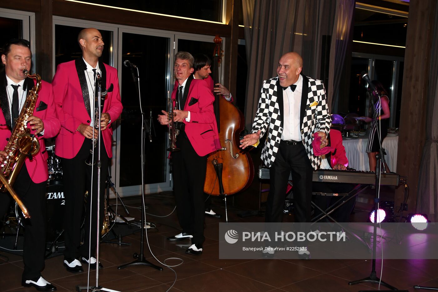 Afterparty первого конкурсного дня "Новой волны 2013"