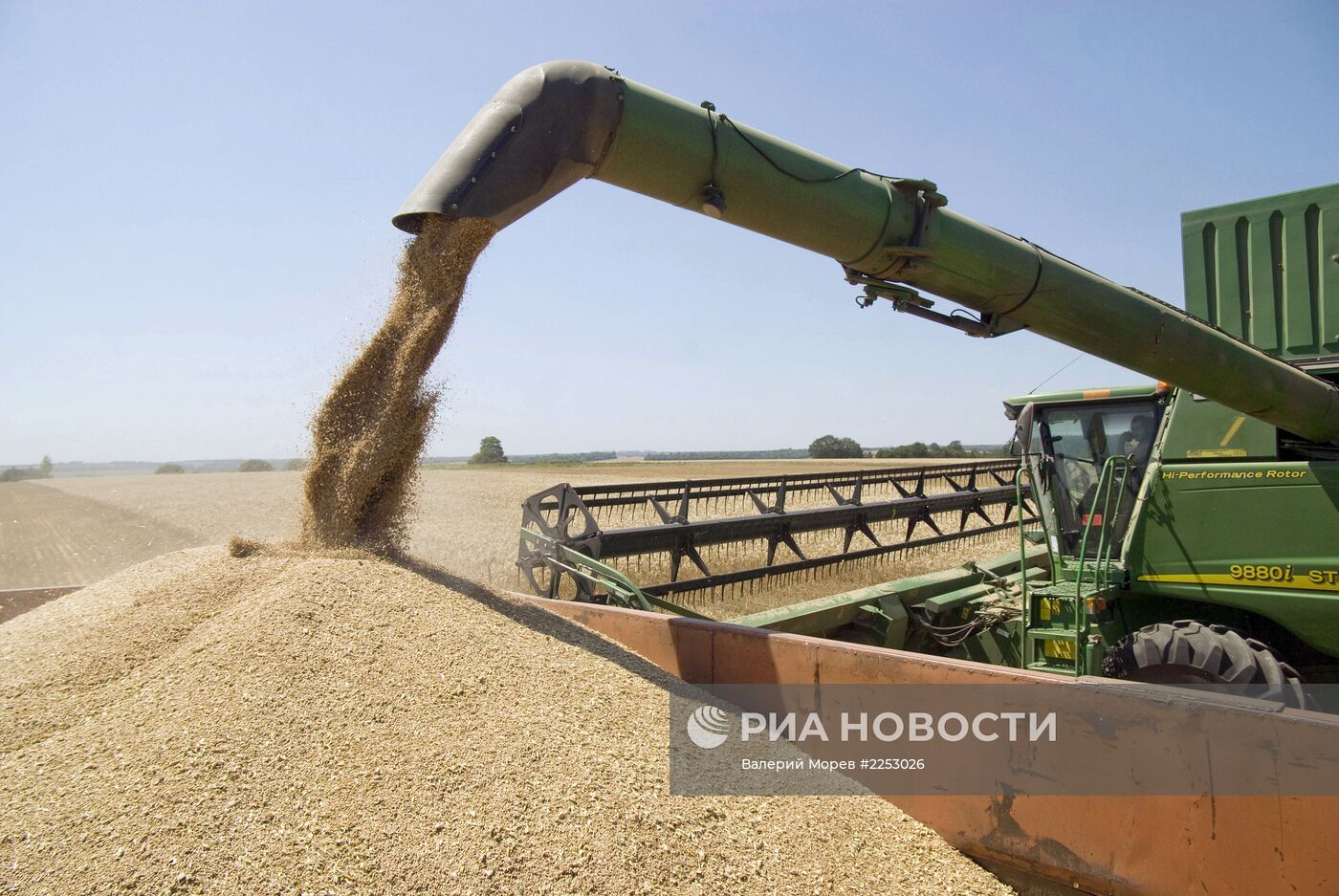Уборка зерновых в Белгородской области