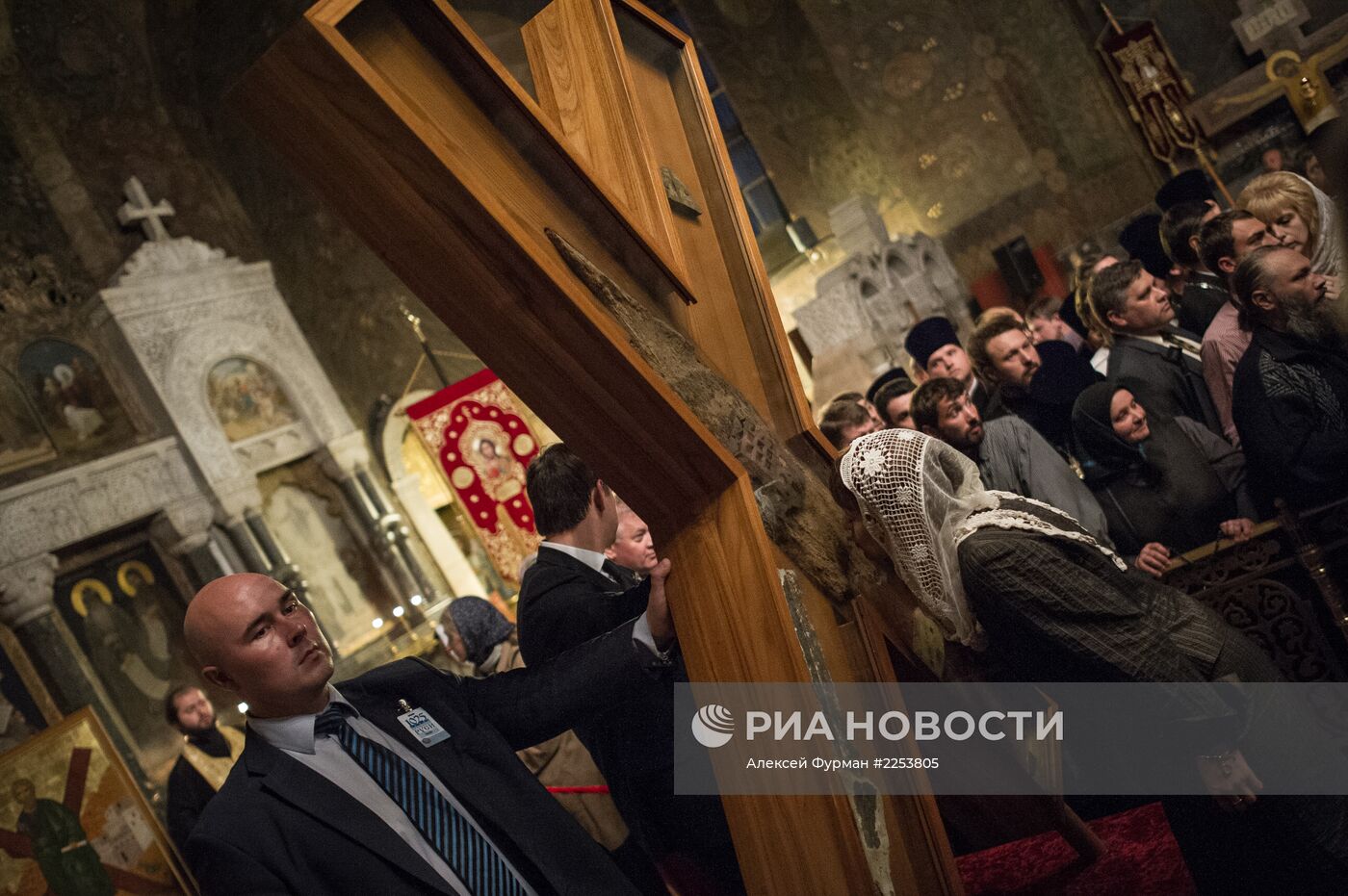 Крест Андрея Первозванного доставлен в Киево-Печерскую лавру
